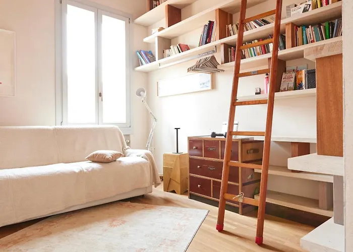 Apartment Bright And Peaceful In Historic Palazzo *