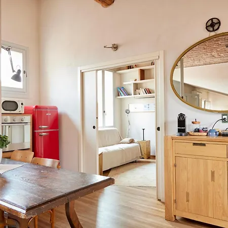 Apartment Bright And Peaceful In Historic Palazzo