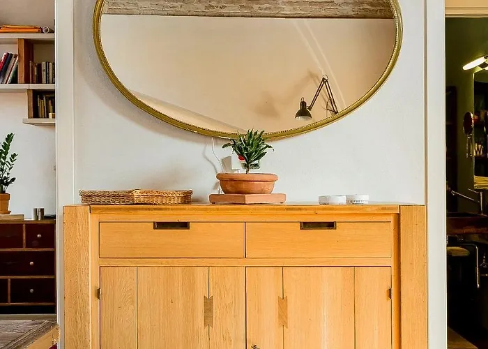 Bright And Peaceful In Historic Palazzo