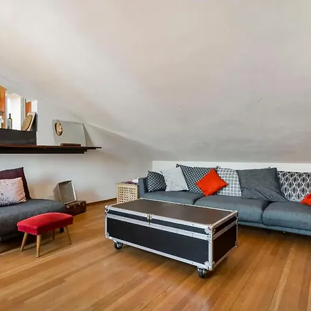 Bright And Peaceful In Historic Palazzo Bolonia