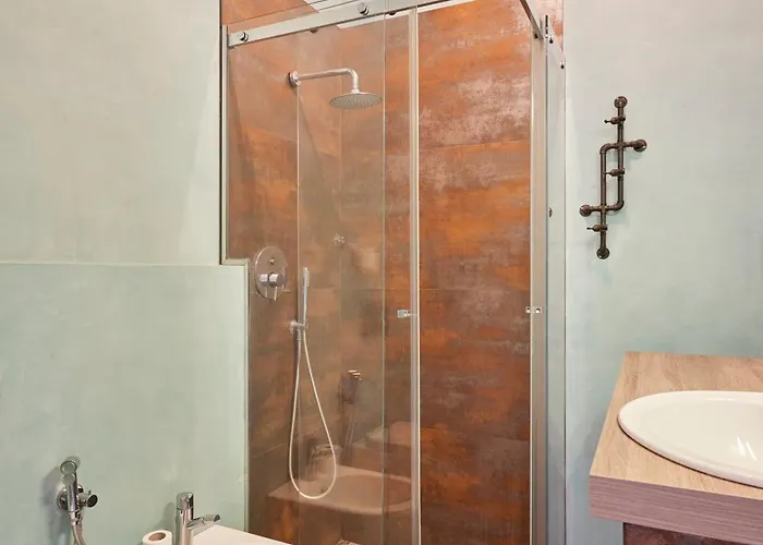 Bright And Peaceful In Historic Palazzo Апартаменты